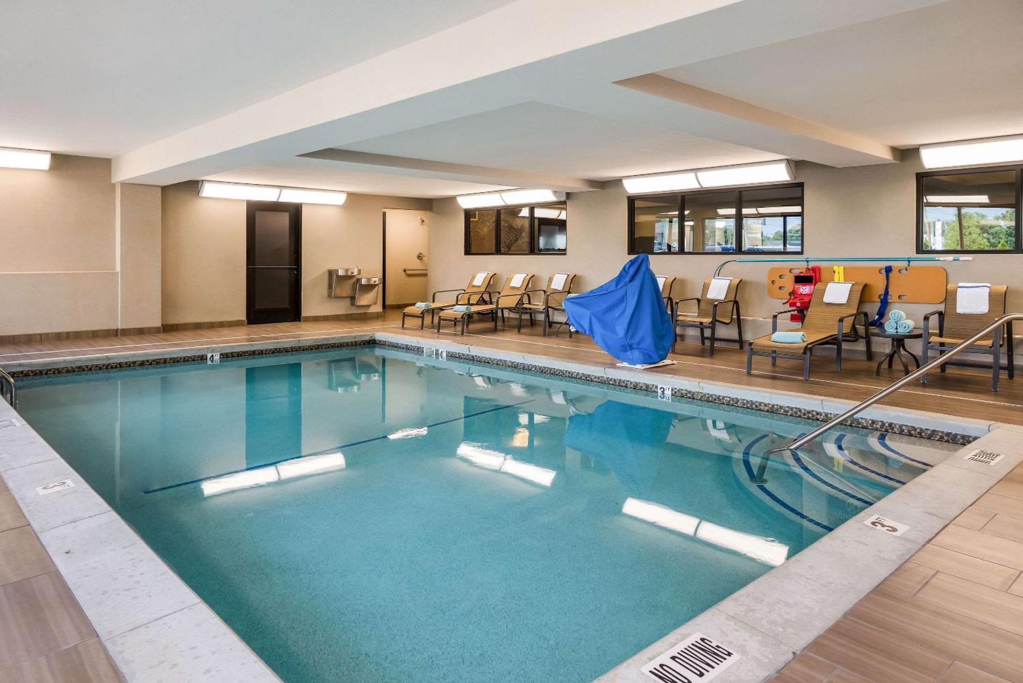 Country Inn & Suites By Radisson, Grandville-Grand Rapids West, Mi Dış mekan fotoğraf
